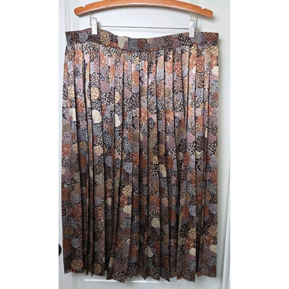 Vtg 1980 Pleated Shiny Satin Skirt Asian Botanical Forest Fairy Whimsygoth XL 1X